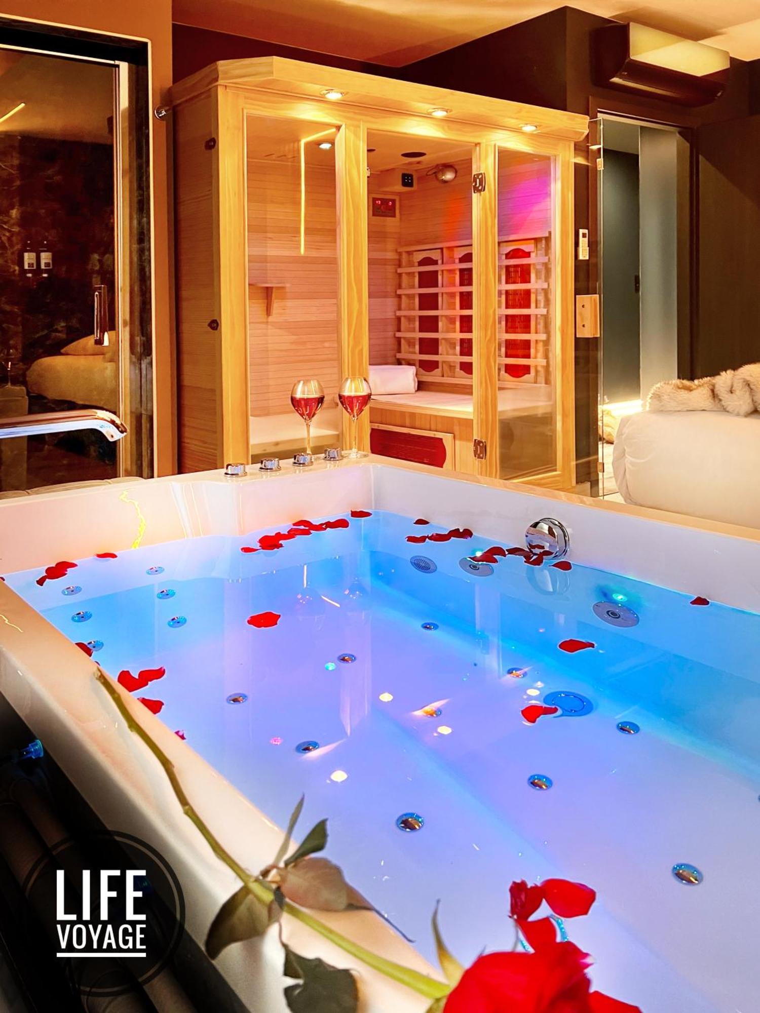 Life Voyage Residence & Spa - Strasbourg'S City Center Luxury Experience Bagian luar foto