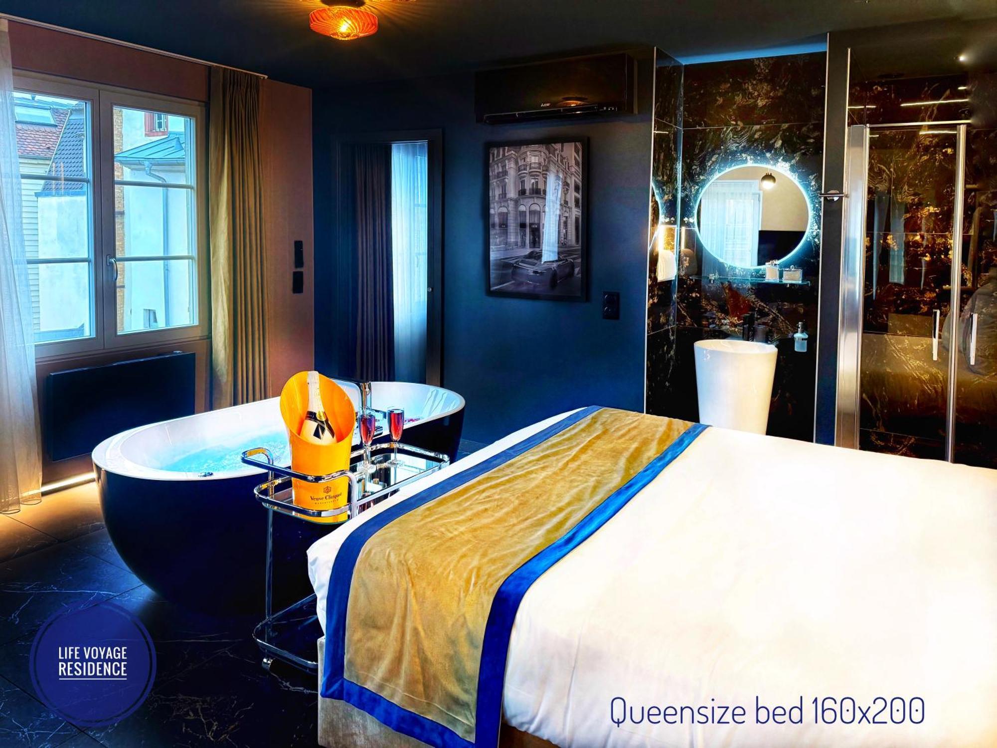 Life Voyage Residence & Spa - Strasbourg'S City Center Luxury Experience Bagian luar foto
